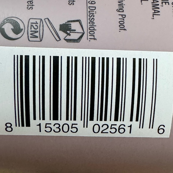 Living Proof Restore Repair Hair Mask - Picture 9 of 9